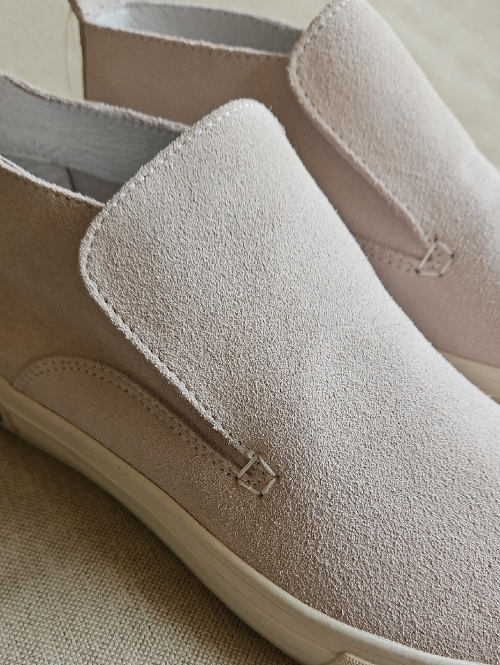 Sz 9- SeaVees Huntington Middie Suede Slip-on Sneaker Chukka Boot Oyster Grey